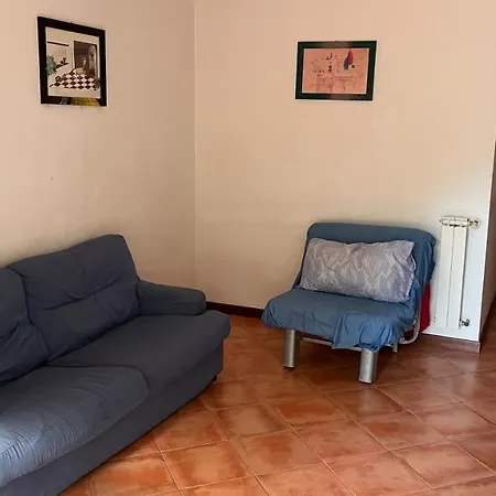 Colombo Flat
