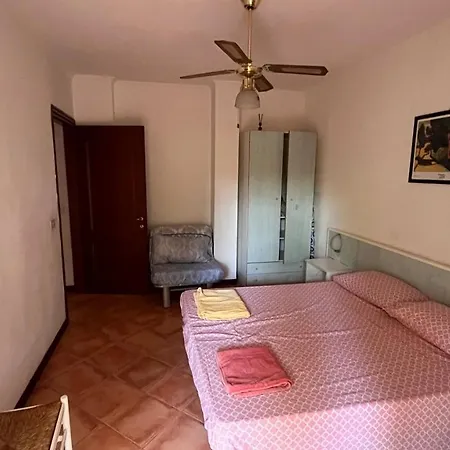 Colombo Flat * Rom